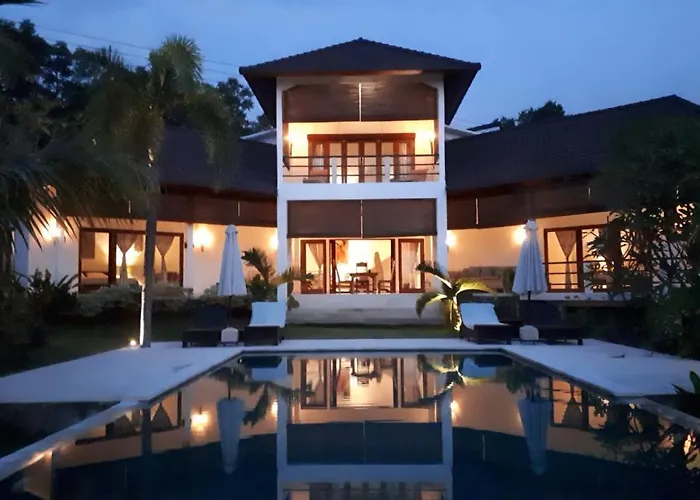 Villa Paradise *